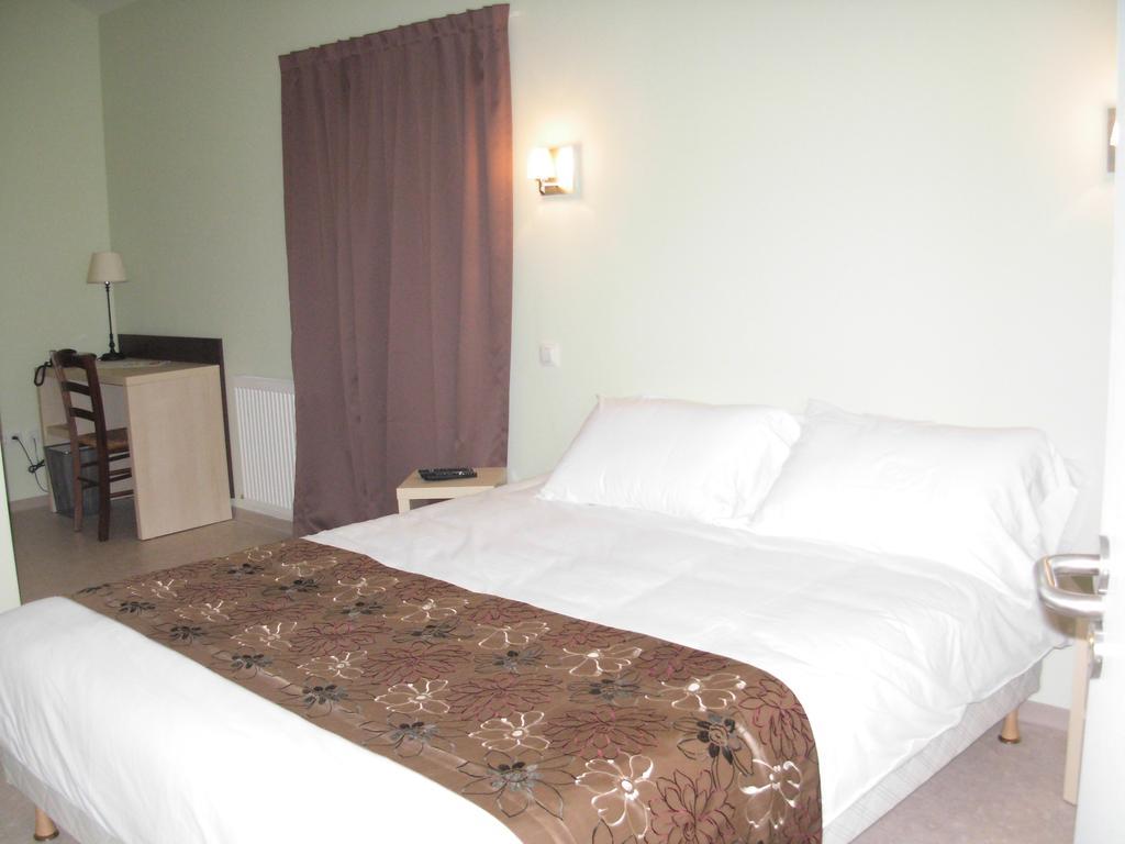 Vertolaye Logis Hotel Restaurant De La Dore מראה חיצוני תמונה
